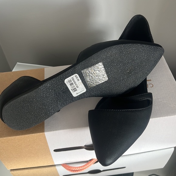 Brand New Call it Spring Flats Size 7 Black - Picture 3 of 4